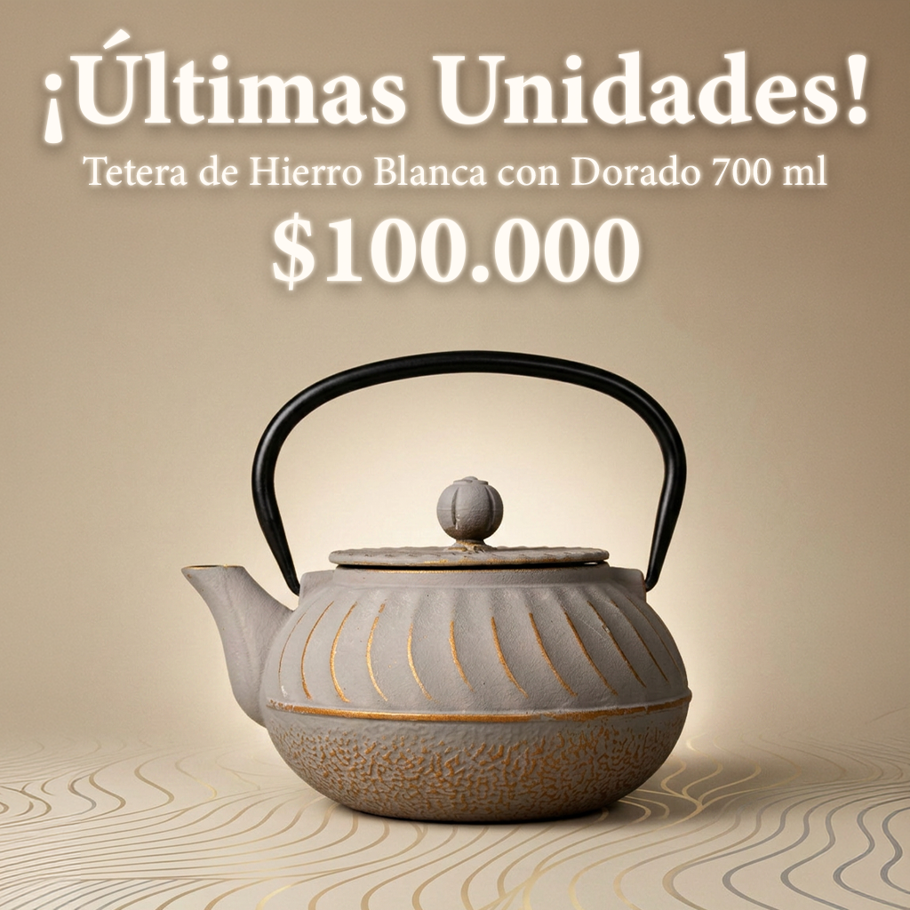 Tetera de Hierro Blanca con Dorado - 700 ml