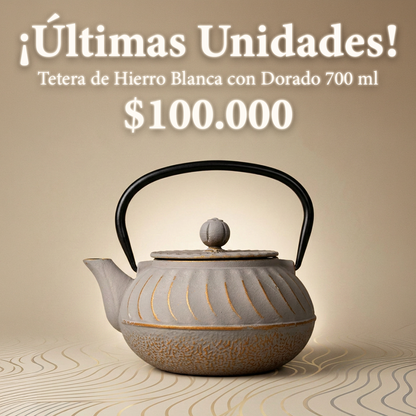 Tetera de Hierro Blanca con Dorado - 700 ml