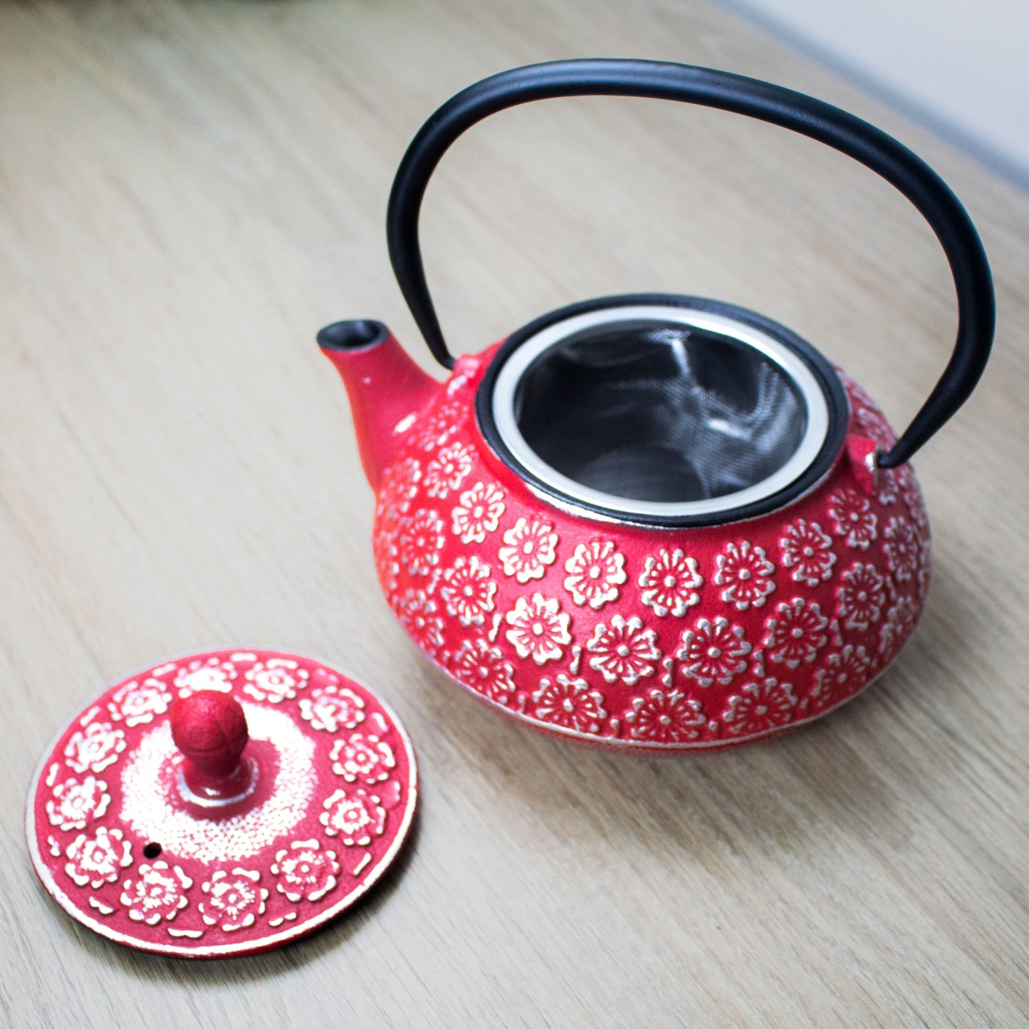 Tetera de Hierro Roja - 600 ml